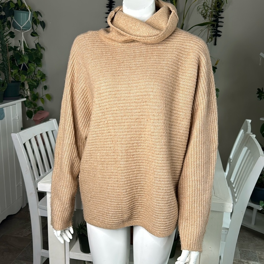 Max studio cable knit crew/turtleneck tan sweater size XL